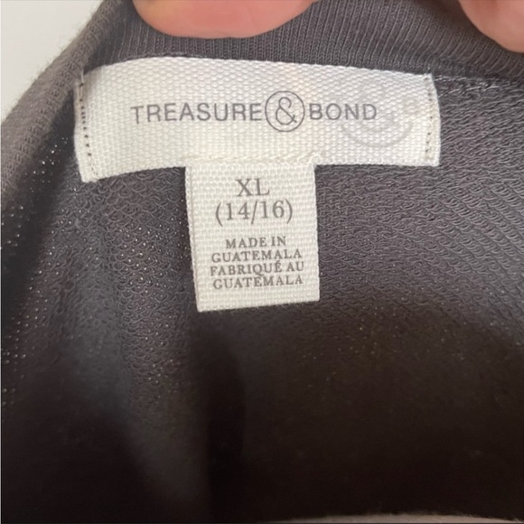 NEW Treasure & Bond Run DMC Sweatshirt Kids XL or Adult Small Retail $39 - Picture 10 of 10